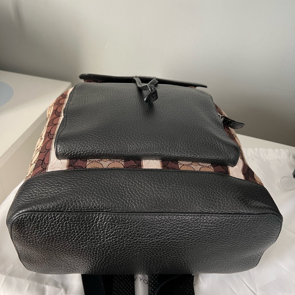 Coach Men’s  Backpack - Picture 8 of 12